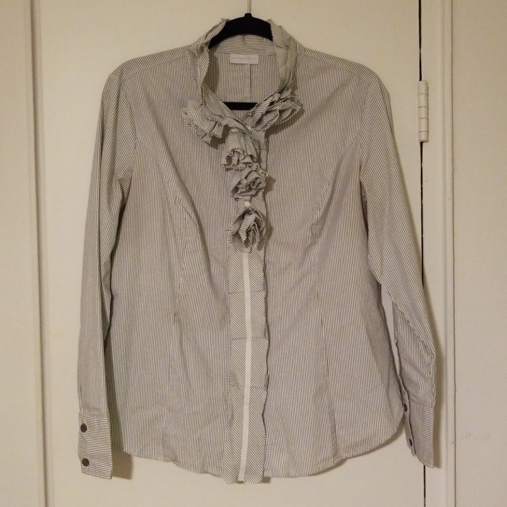 Unique Rose Detailed Blouse